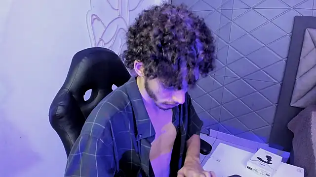 Snapshot of JojoBraando chatting on 01.13.26 JojoBraando online show from 01.13.26