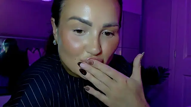 Snapshot of Ruby_brooksxo chatting on 12.18.25 Ruby brooksxo online show from 12.18.25