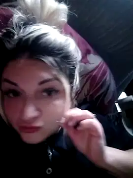 CharleyCream online show from 12.17.25