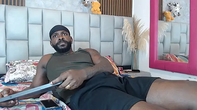 Snapshot of BlackEmperador chatting on 11.27.25 BlackEmperador online show from 11.27.25