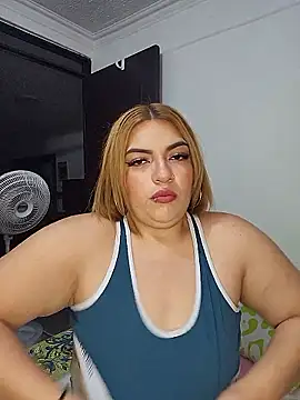 mila curvy online show from 01.14.26