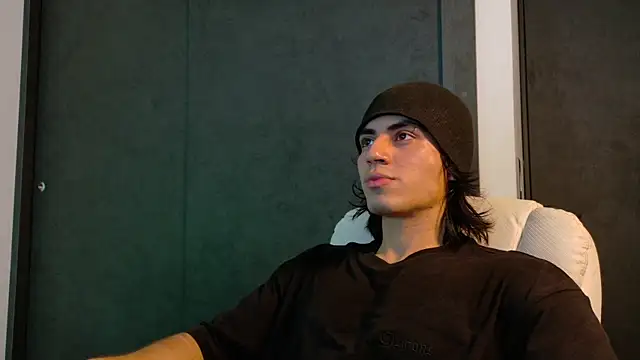 Snapshot of eren_jeager chatting on 07.25.26 eren jeager online show from 07.25.26