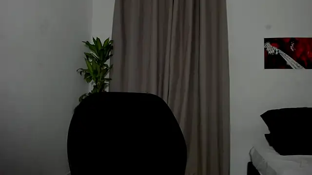 Snapshot of Catty_Noir chatting on 01.12.26 Catty Noir online show from 01.12.26