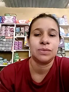 MIA-LARIOS online show from 04.21.26
