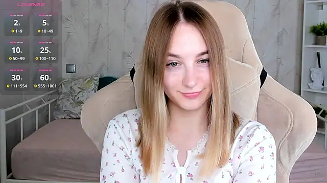 Shy Polly online show from 03.12.26