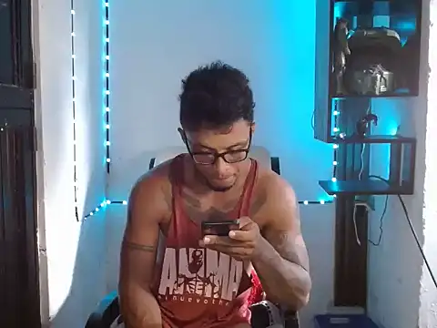 Snapshot of bigblackmen117uncs chatting on 11.23.25 bigblackmen117uncs online show from 11.23.25