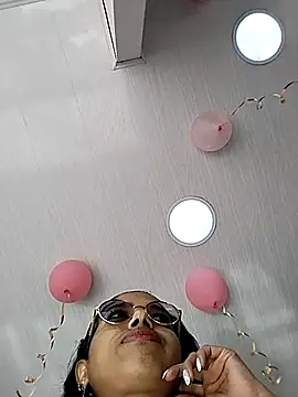 gagitaOficial22 online show from 11.22.25