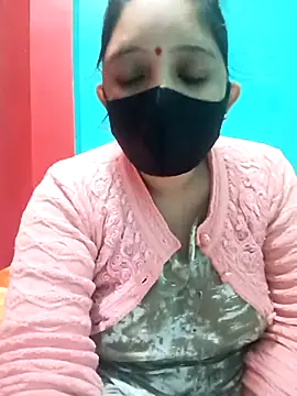 Snapshot of Priya_089 chatting on 12.05.25 Priya 089 online show from 12.05.25