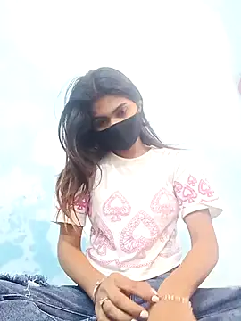 Snapshot of Lovely_girl- chatting on 12.23.25 Lovely girl- online show from 12.23.25