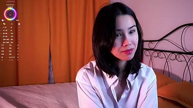 Snapshot of StaciaBratz chatting on 11.23.25 StaciaBratz online show from 11.23.25