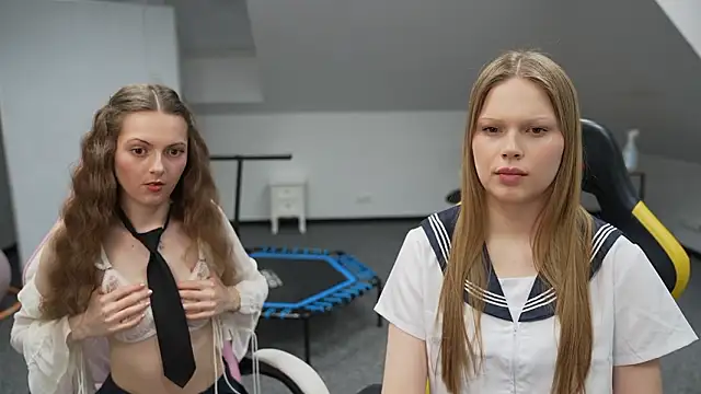 Charlotte Dreams online show from 02.17.26