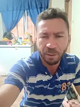 Snapshot of RobertoLuiz84 chatting on 05.04.26 RobertoLuiz84 online show from 05.04.26