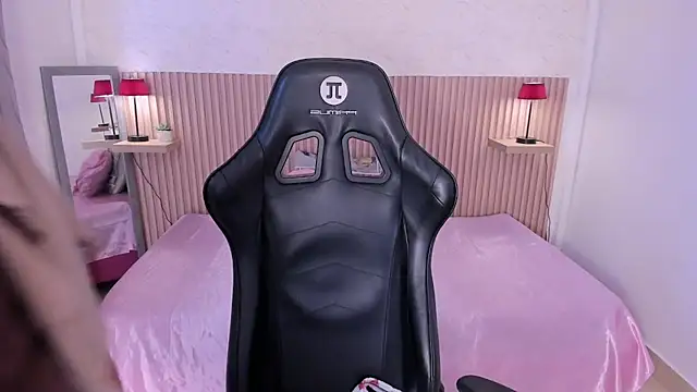 Snapshot of jasmyne_anbar chatting on 02.06.26 jasmyne anbar online show from 02.06.26