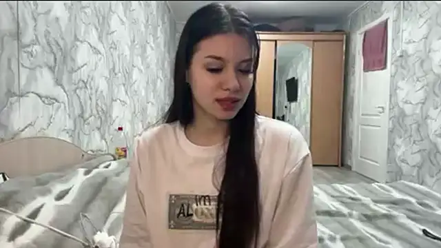 Snapshot of Phantom_Gallactic chatting on 12.04.25 Phantom Gallactic online show from 12.04.25