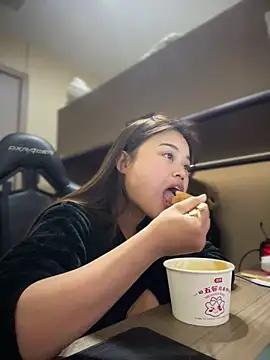 Toffee-00 online show from 03.16.26