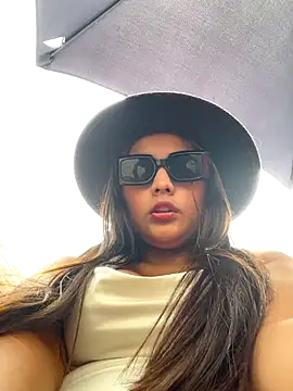 Snapshot of noa_harper chatting on 11.25.25 noa harper online show from 11.25.25