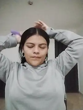 NIKIBUNNY online show from 02.18.26