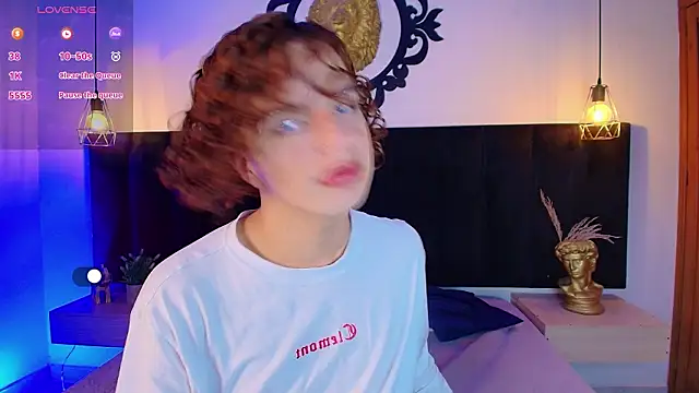 Skyee angel online show from 03.15.26