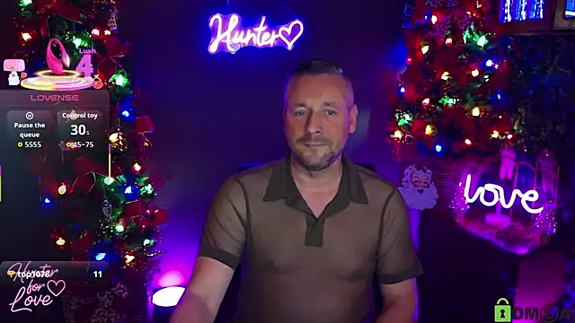 Snapshot of Hunter_Fl chatting on 12.20.25 Hunter Fl online show from 12.20.25