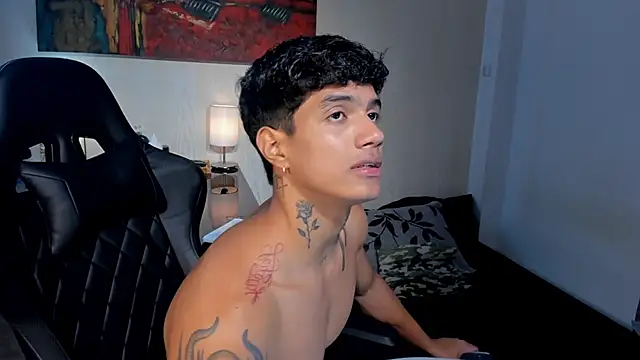 Snapshot of aress_damon chatting on 12.16.25 aress damon online show from 12.16.25