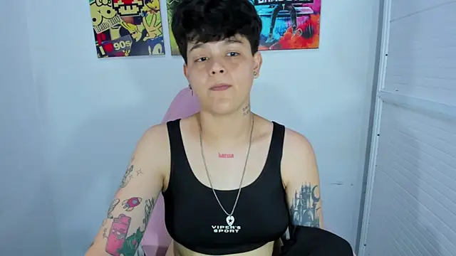 Snapshot of _ian_sweet chatting on 11.21.25 ian sweet online show from 11.21.25