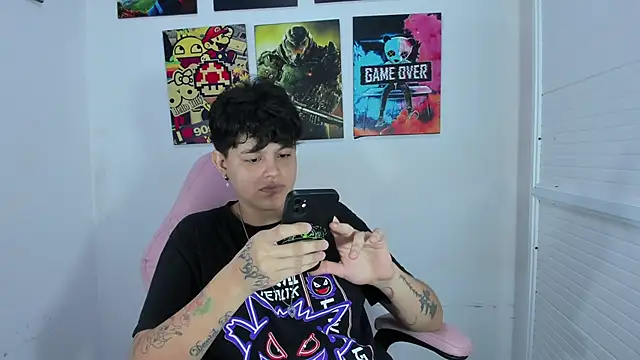 Snapshot of _ian_sweet chatting on 11.22.25 ian sweet online show from 11.22.25