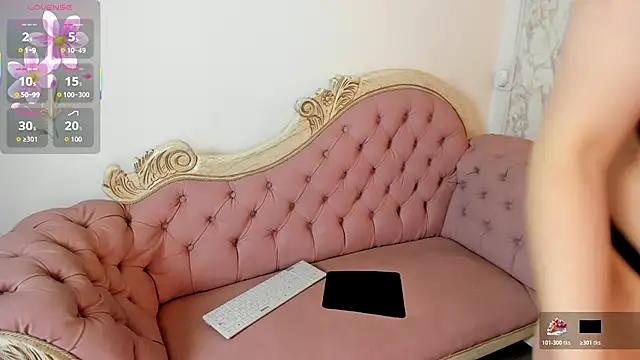 Snapshot of Mysterius_Woman chatting on 12.03.25 Mysterius Woman online show from 12.03.25