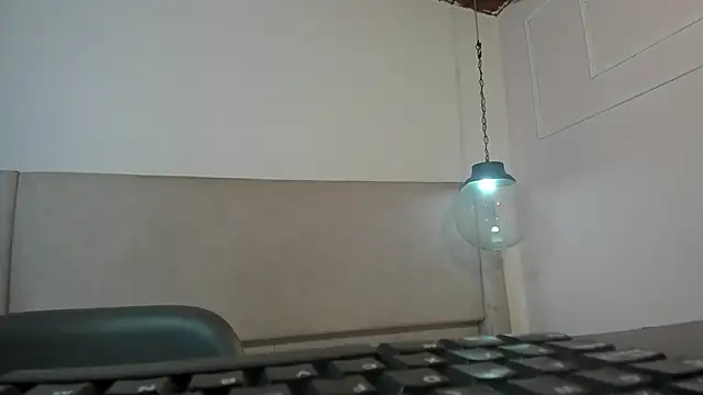 Izelevans online show from 03.16.26