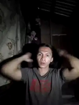 Snapshot of lovelycarla32 chatting on 12.05.25 lovelycarla32 online show from 12.05.25