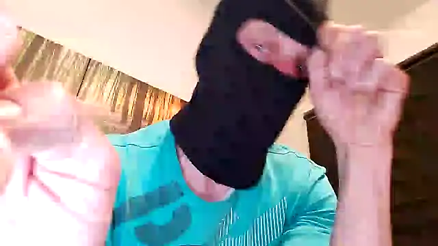 Snapshot of hamstiboy55 chatting on 02.27.26 hamstiboy55 online show from 02.27.26