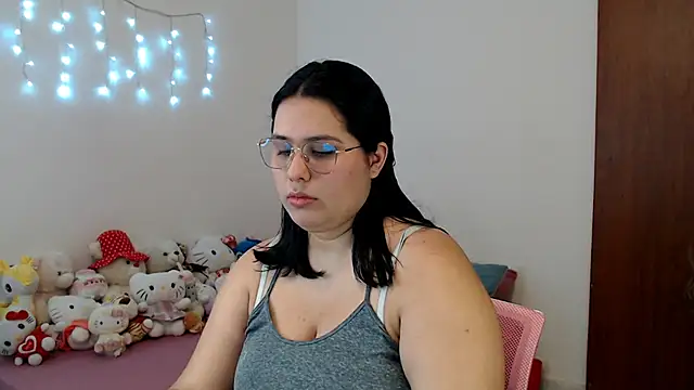 Snapshot of suckdreams19 chatting on 02.04.26 suckdreams19 online show from 02.04.26