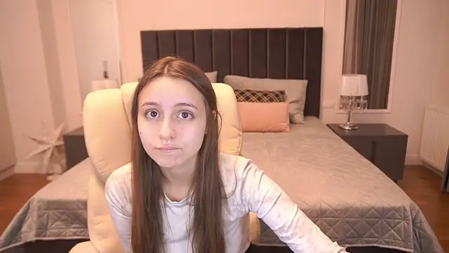 TinyNatalie online show from 12.20.25