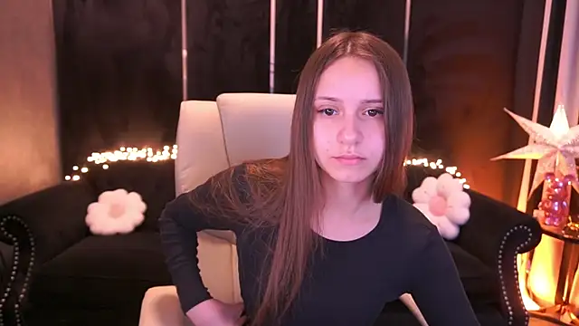 TinyNatalie online show from 04.25.26