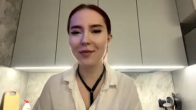 Snapshot of DaphineMckoy chatting on 12.03.25 DaphineMckoy online show from 12.03.25