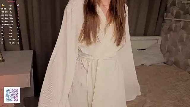 Snapshot of NeliaVandresar chatting on 12.15.25 NeliaVandresar online show from 12.15.25