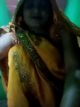 Snapshot of Pooja_hote chatting on 12.04.25 Pooja hote online show from 12.04.25