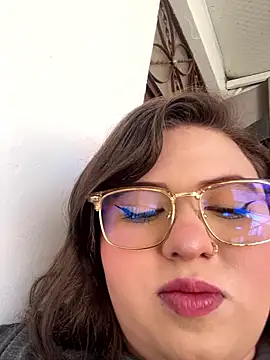 Snapshot of Kitty_Bms_ chatting on 01.18.26 Kitty Bms online show from 01.18.26