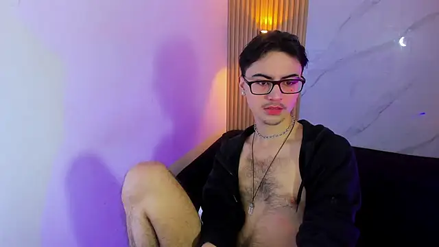 Snapshot of Im_Dayros chatting on 12.14.25 Im Dayros online show from 12.14.25