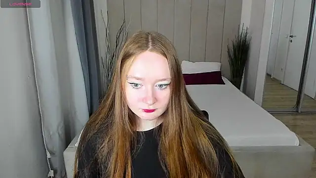 VikiBlossom online show from 12.05.25