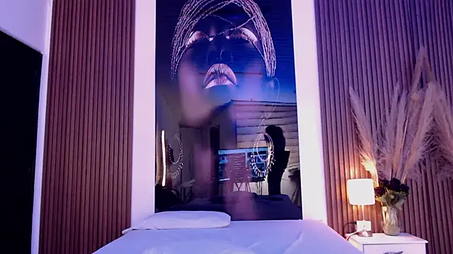 MiticaBrennet  online show from 12.03.25