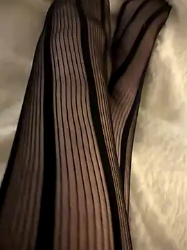 Snapshot of BelladonnaSkye chatting on 11.22.25 BelladonnaSkye online show from 11.22.25