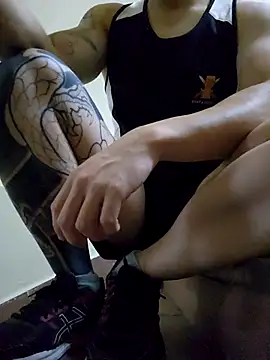 Snapshot of Valerious180 chatting on 02.20.26 Valerious180 online show from 02.20.26