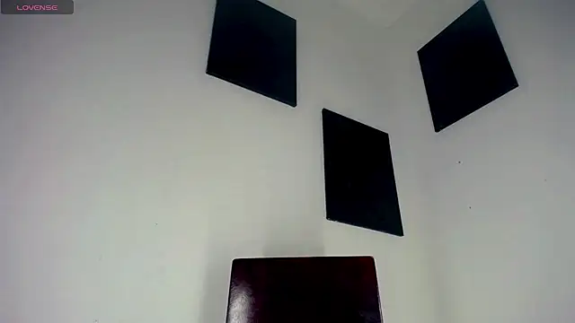 Snapshot of Emily_Hotss chatting on 12.02.25 Emily Hotss online show from 12.02.25