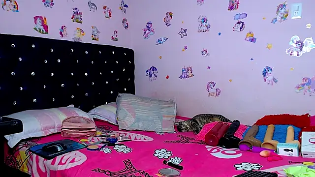 ShantalTsFox online show from 03.01.26