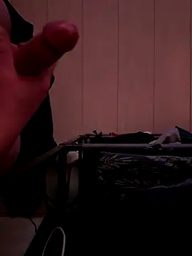 Snapshot of klkmam chatting on 11.25.25 klkmam online show from 11.25.25