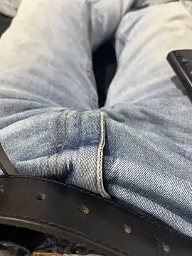 Snapshot of Daisuke_01 chatting on 12.03.25 Daisuke 01 online show from 12.03.25