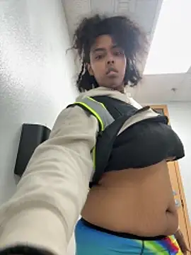 Snapshot of seductivefreak7 chatting on 12.14.25 seductivefreak7 online show from 12.14.25