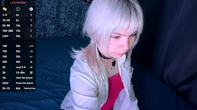 Snapshot of LolaDollyMur chatting on 12.03.25 LolaDollyMur online show from 12.03.25