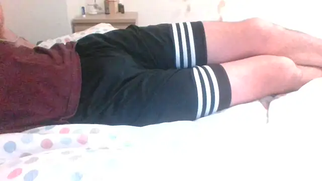 Snapshot of nightbound99 chatting on 11.26.25 nightbound99 online show from 11.26.25