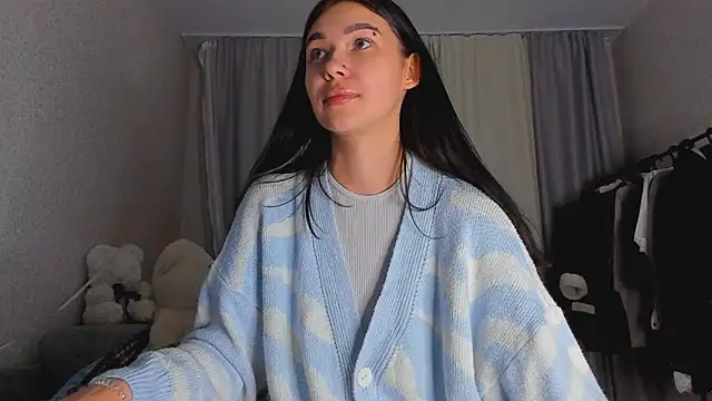 SakuraVibe online show from 11.25.25